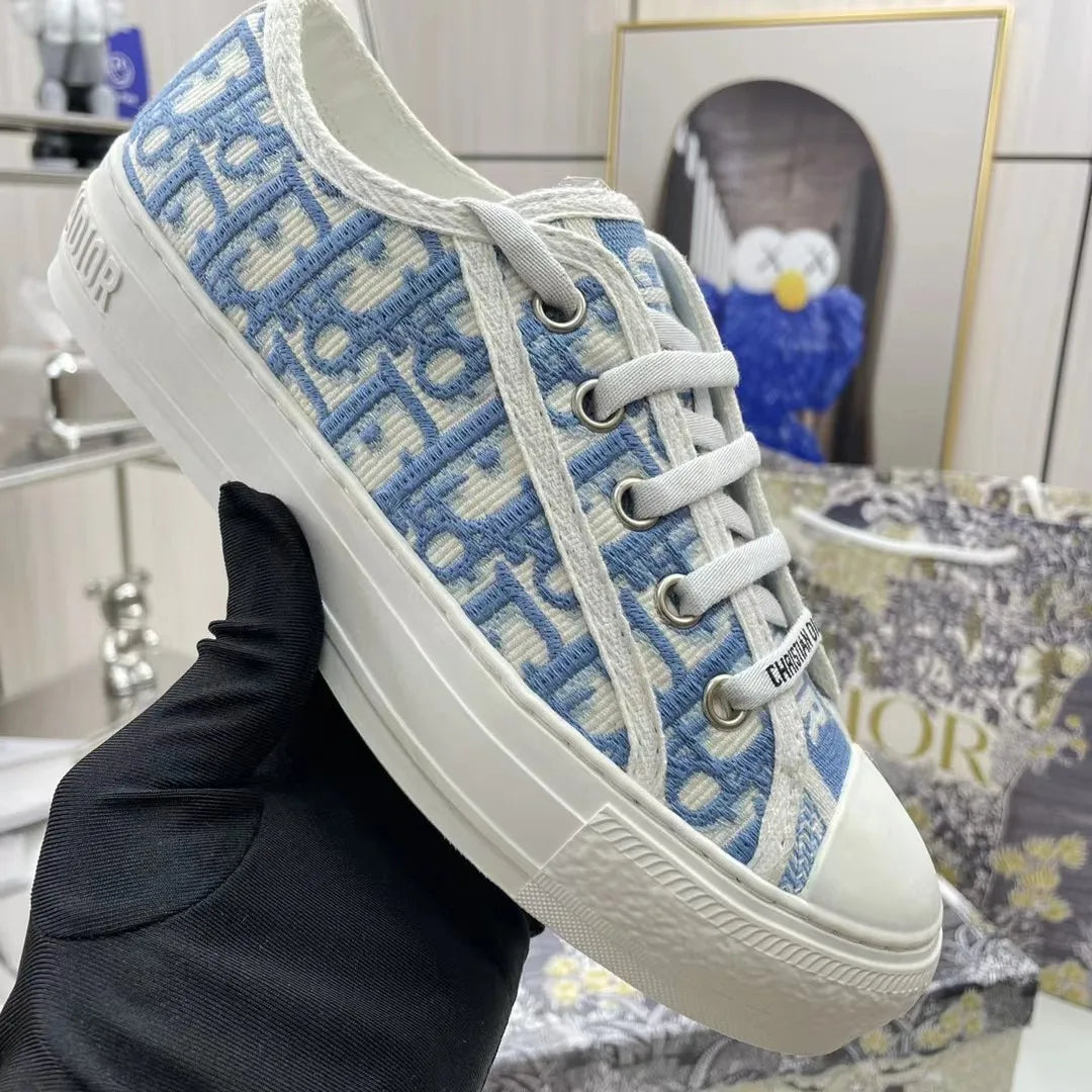 Breathable Embroidered Letter Canvas Shoes Women's Flat Bottom Versatile Heightening Lace-Up Casual Shoes Spring Autumn