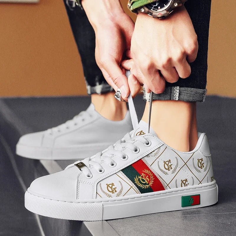 ELUVA Men Lightweight Sports Shoes Non Slip Walking Shoes Outdoor Skateboard Sneakers Comfortable Casual White Shoes For Man