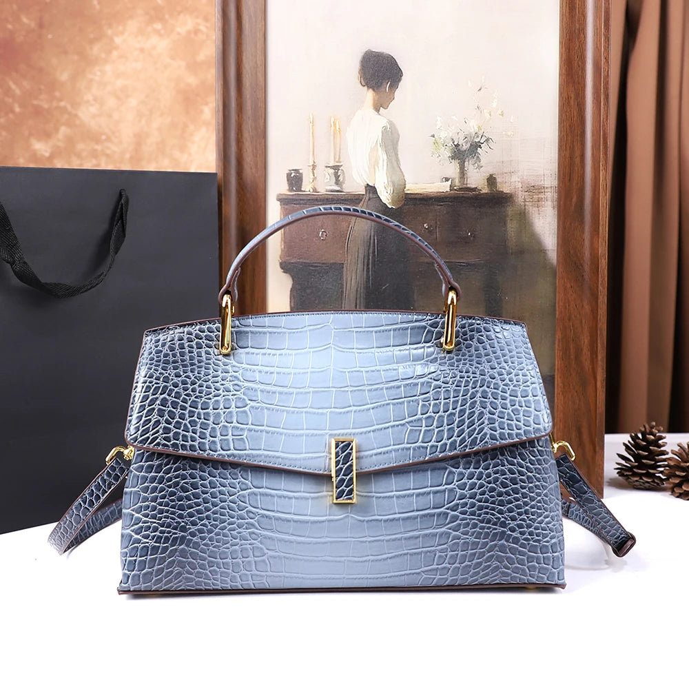 2025 New Crocodile Pattern Large Capacity Handbag Vintage Ladies Single Shoulder Slant Cross Bag Stylish Simple Women's Purse