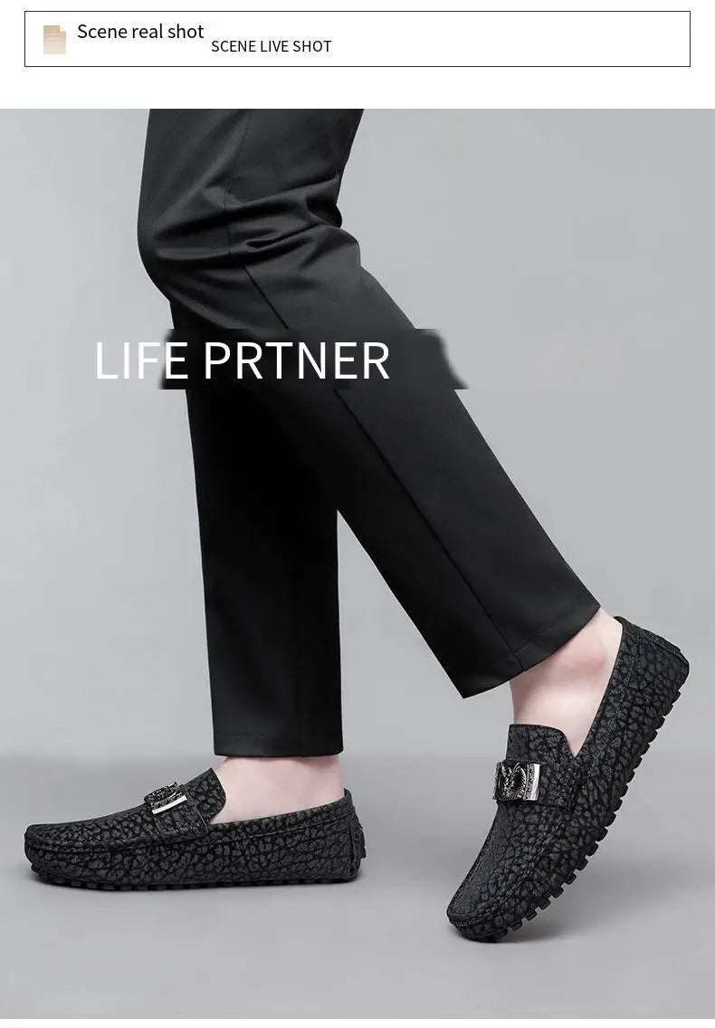 Designer Dragon Button Loafers Men's Comfortable Soft Bottom Black Fashion Flat Shoes Green Business Dress Driving Shoes for Man