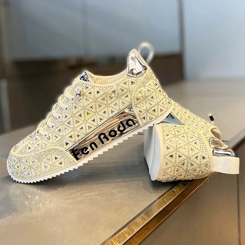 Luxury New Designer Men's Charm Rhinestone Lace Up All Match Platform Causal Shoes Male Flats Moccasins Walking Sneakers Zapatos