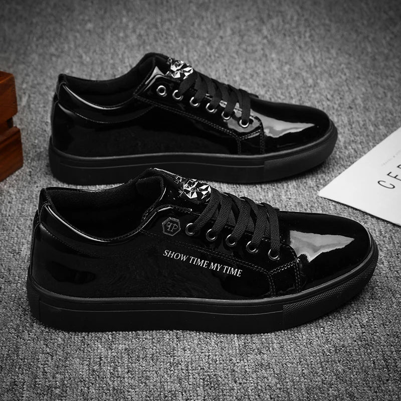 New Autumn Low Cut Fashiona Mens Casual Shoes Wear-resistant Lightweight Support Sports Shoes Versatile Flexible Walking Shoes