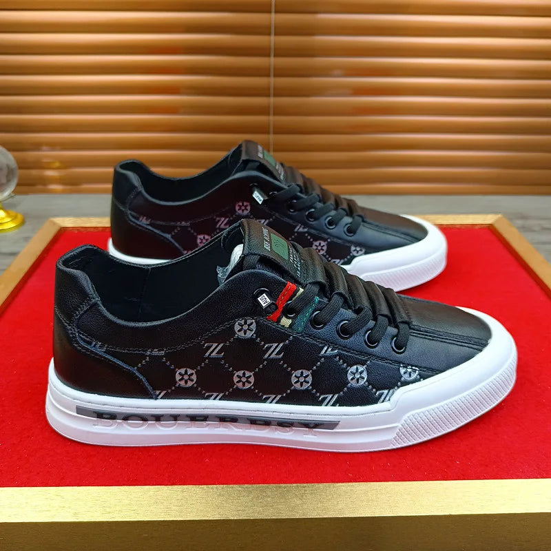 European New Shoes for Men Genuine Leather Casual Shoes Trend Print Flats Skateboard Shoes Youth Street Sneakers