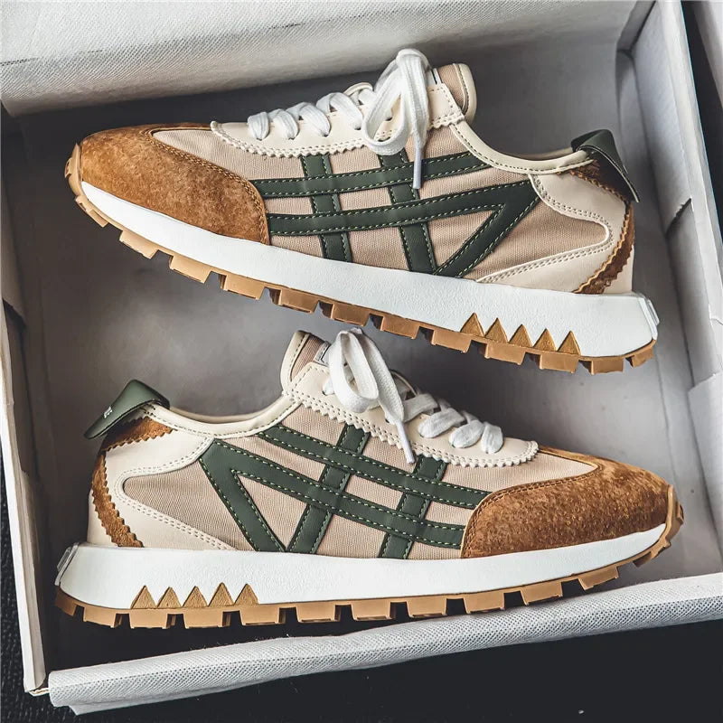 Men's classic running shoes with lace up flat bottom, sports soft sole, breathable walking canvas, Forrest Gump