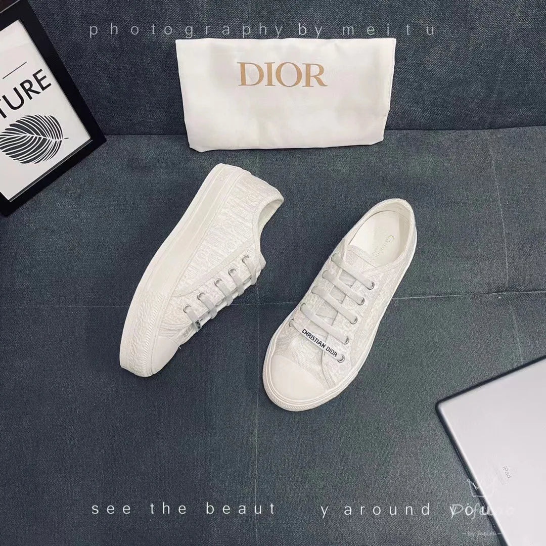 Breathable Embroidered Letter Canvas Shoes Women's Flat Bottom Versatile Heightening Lace-Up Casual Shoes Spring Autumn