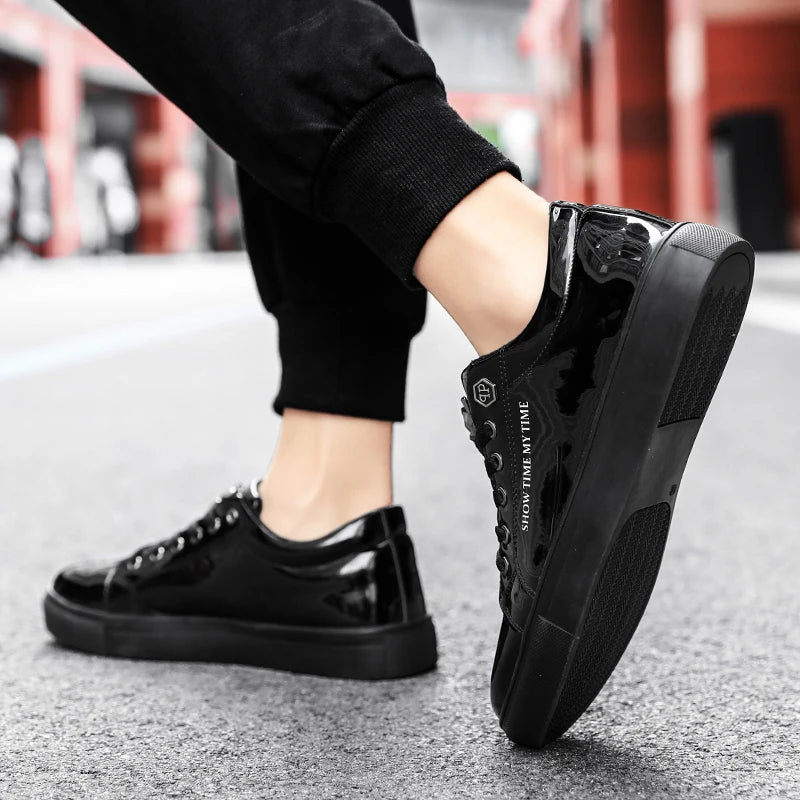 New Autumn Low Cut Fashiona Mens Casual Shoes Wear-resistant Lightweight Support Sports Shoes Versatile Flexible Walking Shoes