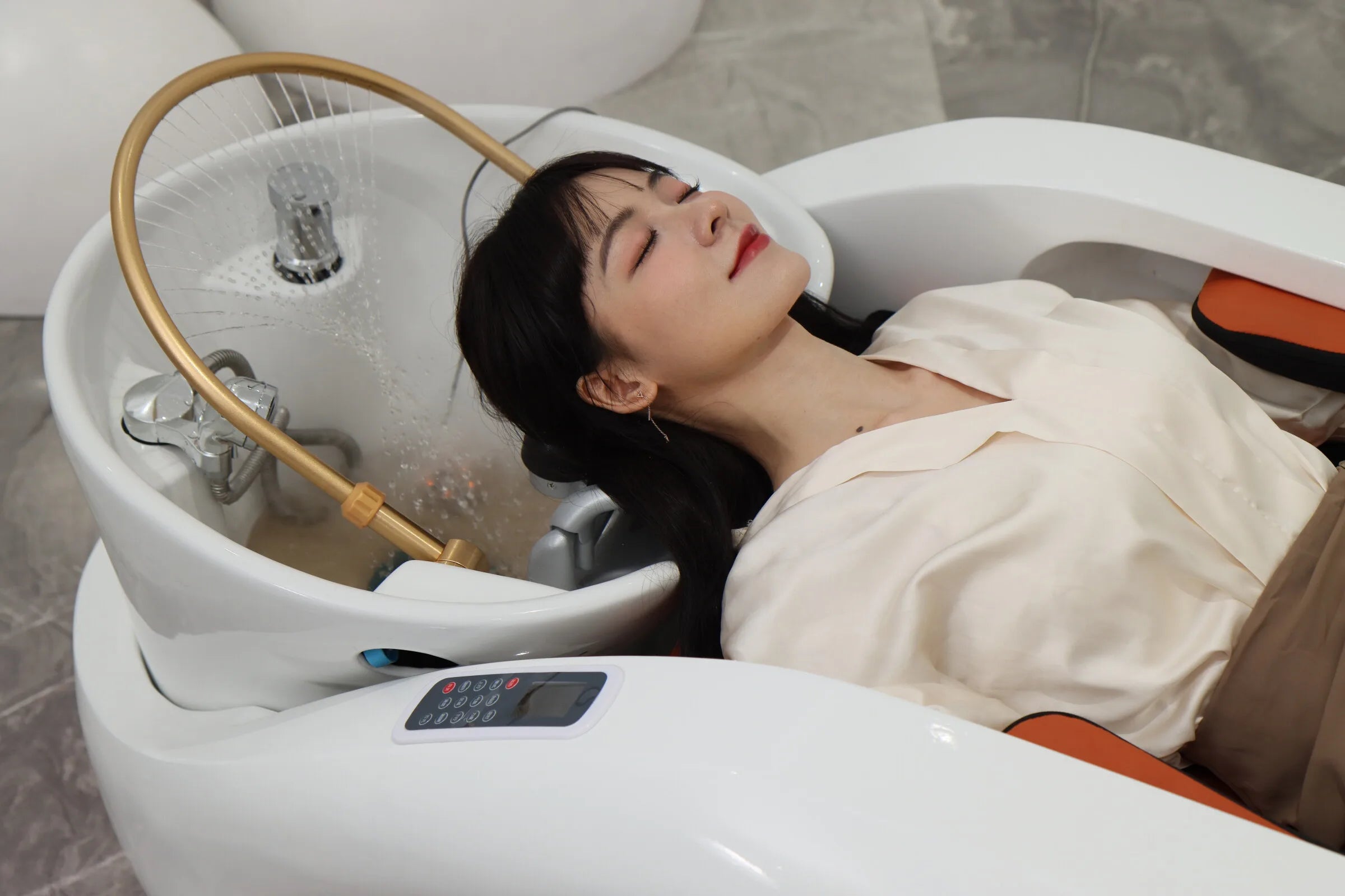 Luxury Automatic Massage Shampoo Bed with Ergonomic Design, LED Lighting Strip, Ideal for Hair Washing and Relaxation in Salon