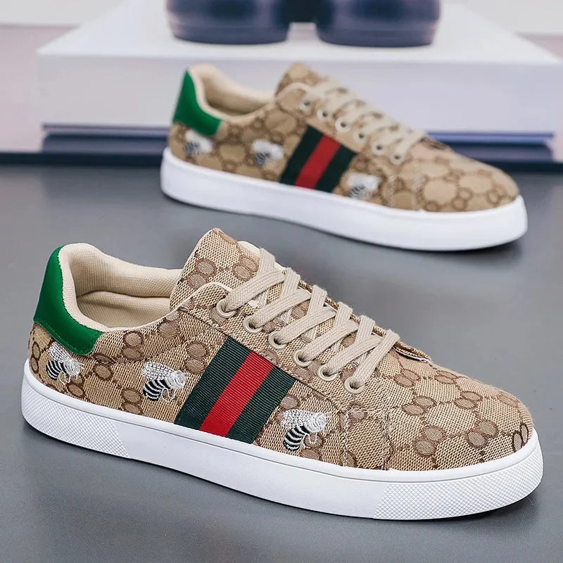 Men's Canvas Shoes Breathable Sports Sneakers Casual Style Student Footwear Fashionable Flat Board Shoes Mid Heel Grid Lining