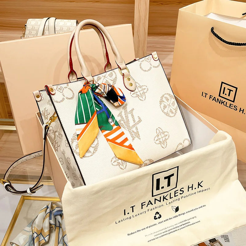 Hong Kong Genuine Leather Handbag Women's Hot Sale Of The Season New Summer Tote Bag Large Capacity Crossbody Bag for Daily Use