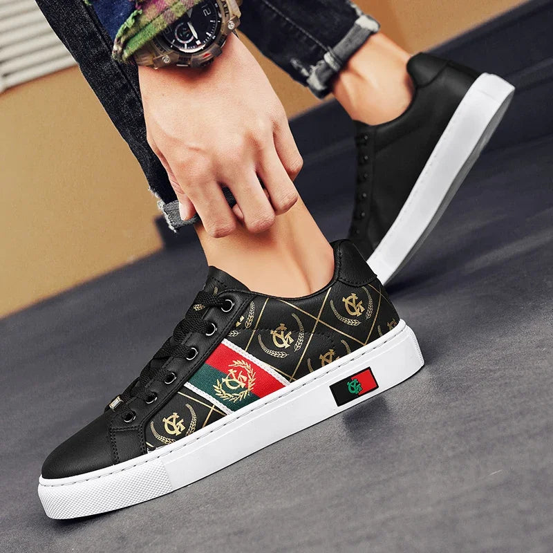 ELUVA Men Lightweight Sports Shoes Non Slip Walking Shoes Outdoor Skateboard Sneakers Comfortable Casual White Shoes For Man