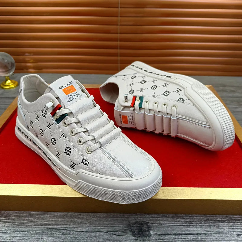 European New Shoes for Men Genuine Leather Casual Shoes Trend Print Flats Skateboard Shoes Youth Street Sneakers