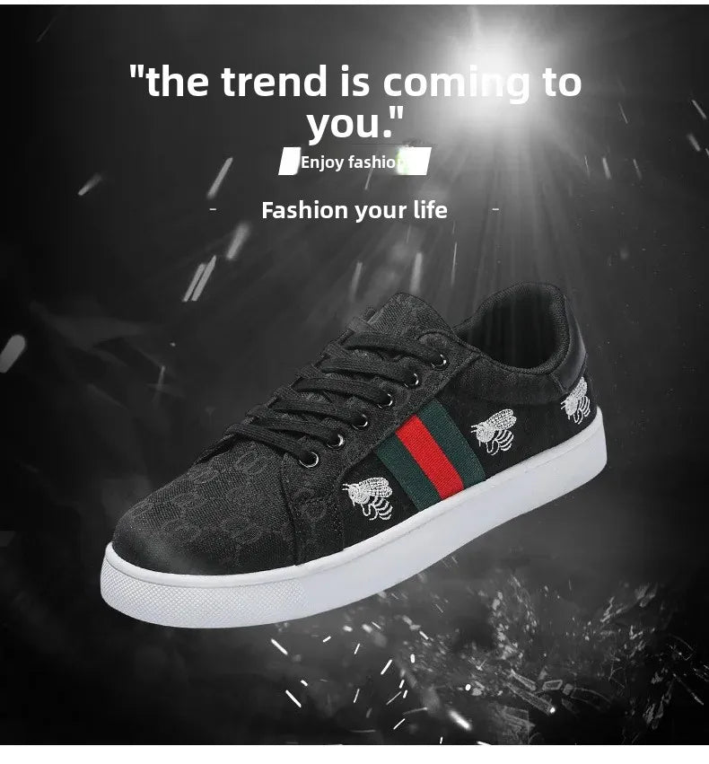 Men's Canvas Shoes Breathable Sports Sneakers Casual Style Student Footwear Fashionable Flat Board Shoes Mid Heel Grid Lining