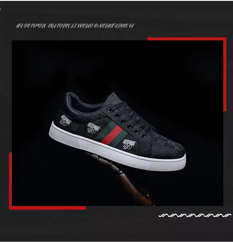 Men's Canvas Shoes Breathable Sports Sneakers Casual Style Student Footwear Fashionable Flat Board Shoes Mid Heel Grid Lining