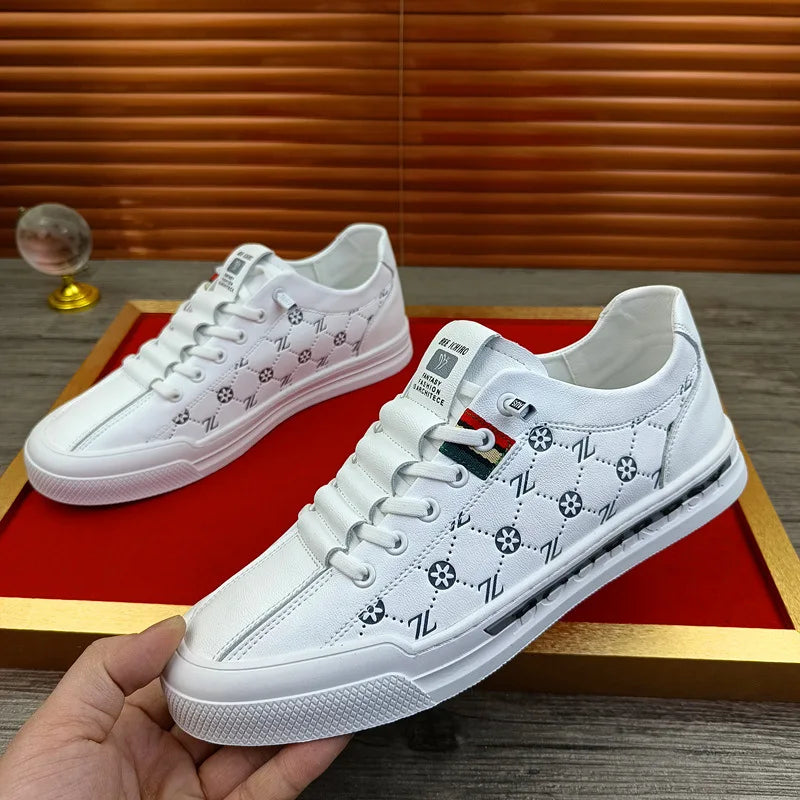 European New Shoes for Men Genuine Leather Casual Shoes Trend Print Flats Skateboard Shoes Youth Street Sneakers